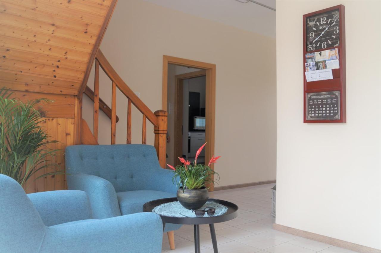 Gaestehaus Gisch Sandra Podersdorf am See Dış mekan fotoğraf